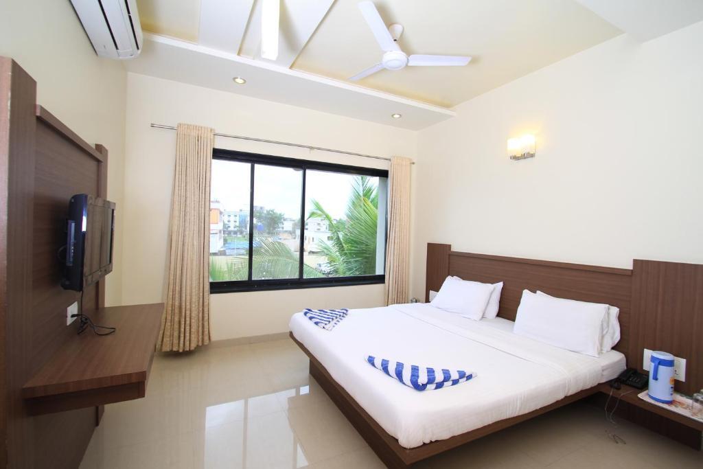 Hotel Sai Smaran Shirdi Quarto foto